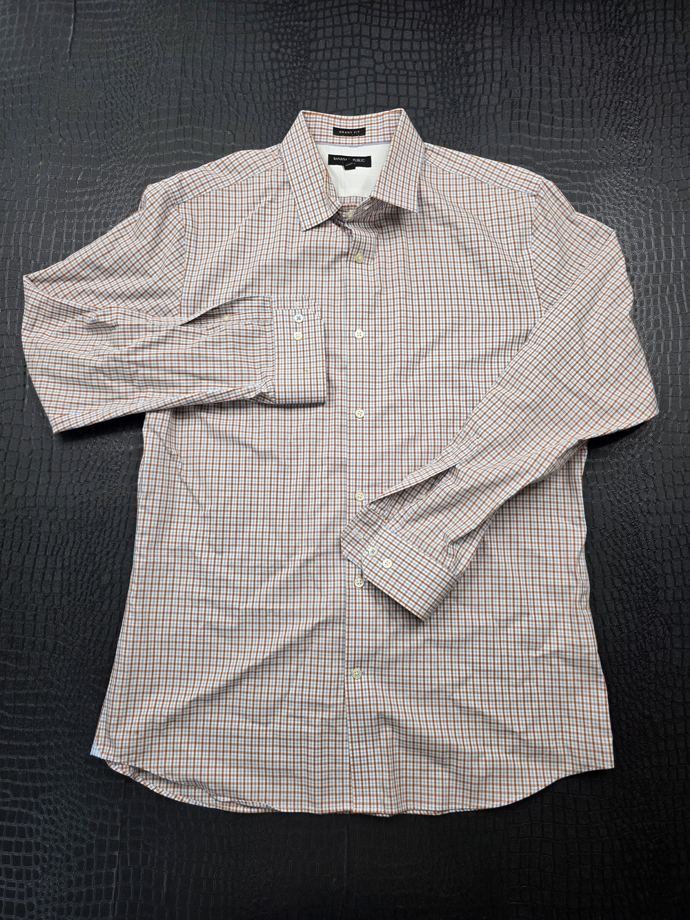 Banana Republic Grant Fit Non-Iron Dress Shirt Size XL Orange Blue Checkered